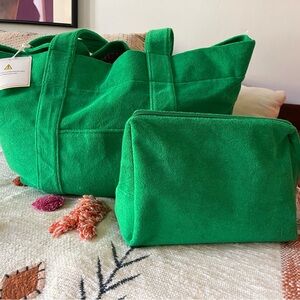 Shiraleah Green Tote and Pouch Set